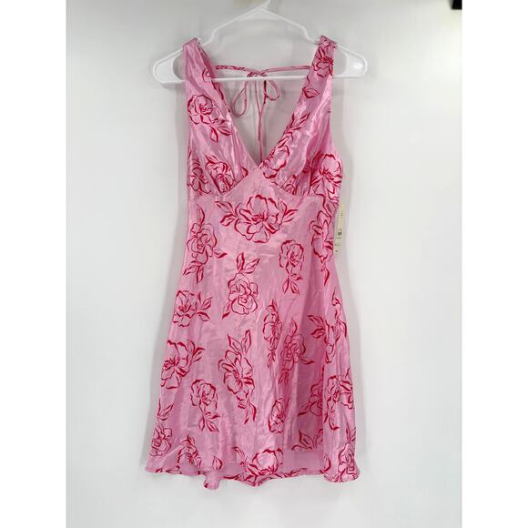 2/$30 NO BOUNDARIES Mini Dress Size XS Pink Mini Y2K Gen Z Floral - Picture 4 of 8